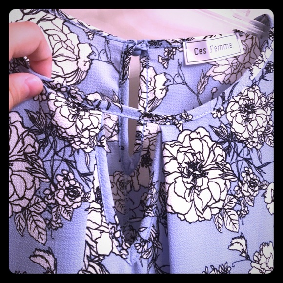 Ces Femee.   Beauty <>  Classy Floral Blouse - Picture 3 of 4